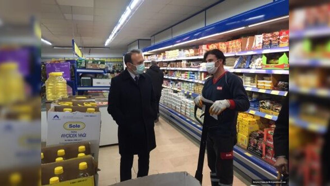 Kaymakam Temiz, market ve manavları denetledi