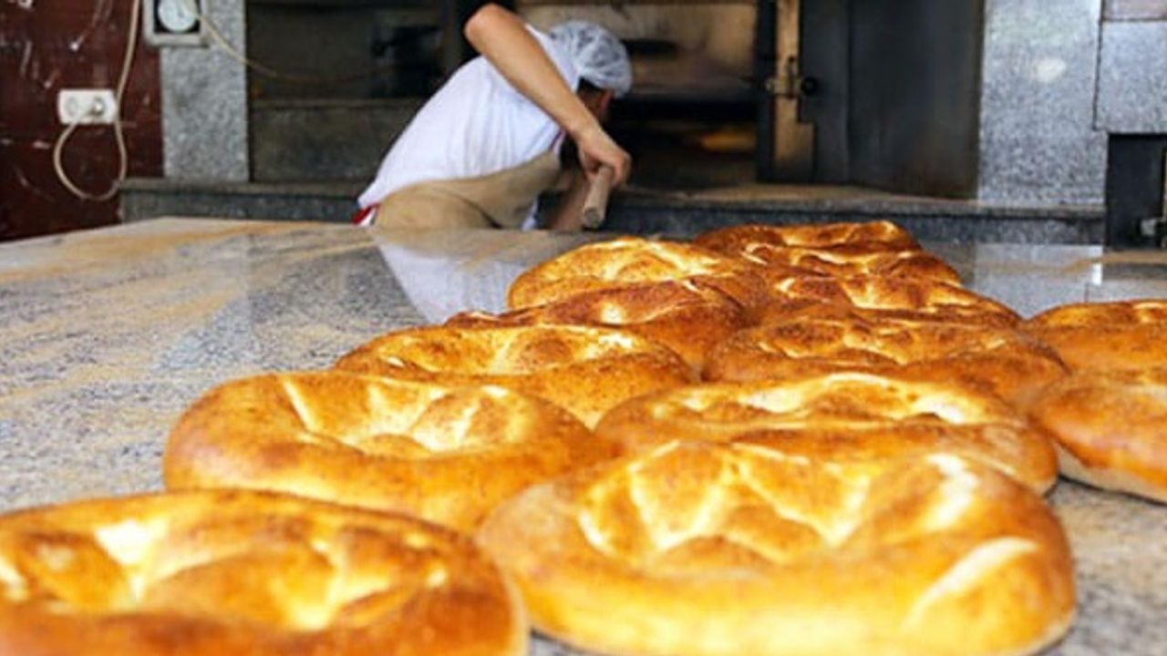 Erbaa’da Ramazan Pidesi Vatandaşların Tüketimine Sunulmaya Başlandı