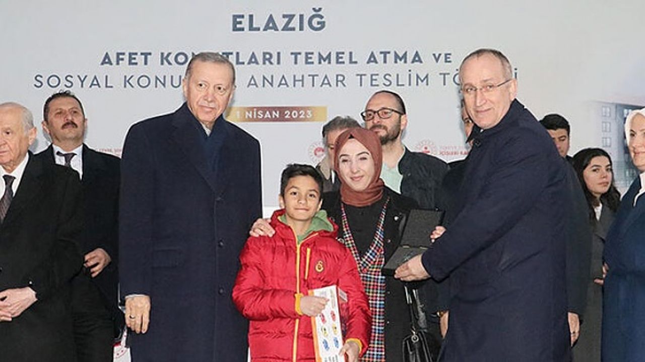 Cumhurbaşkanı Erdoğan: Hanımefendi Senin Aklın Bu İşlere Ermez