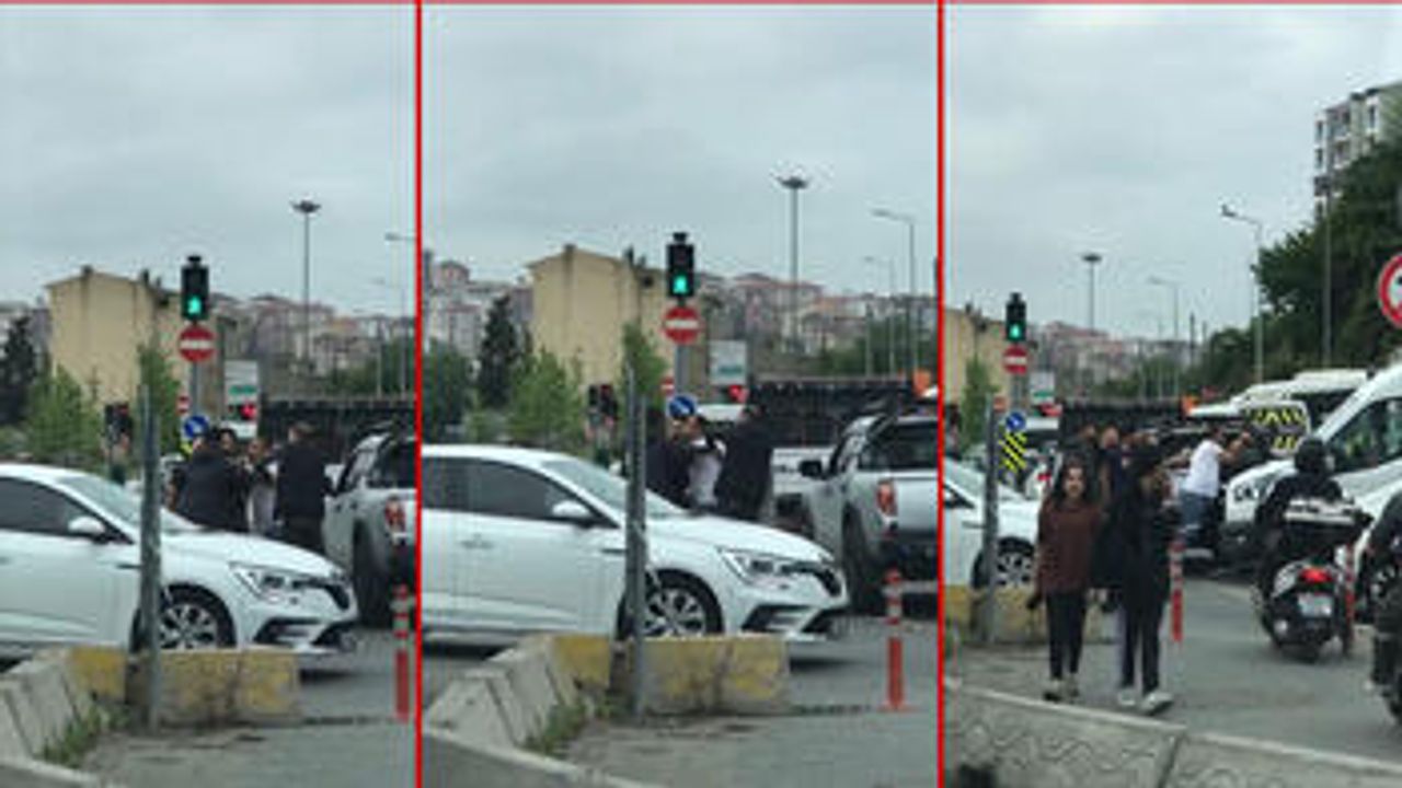 Eyüpsultan’da Trafikte Bıçaklı Kavga Kamerada