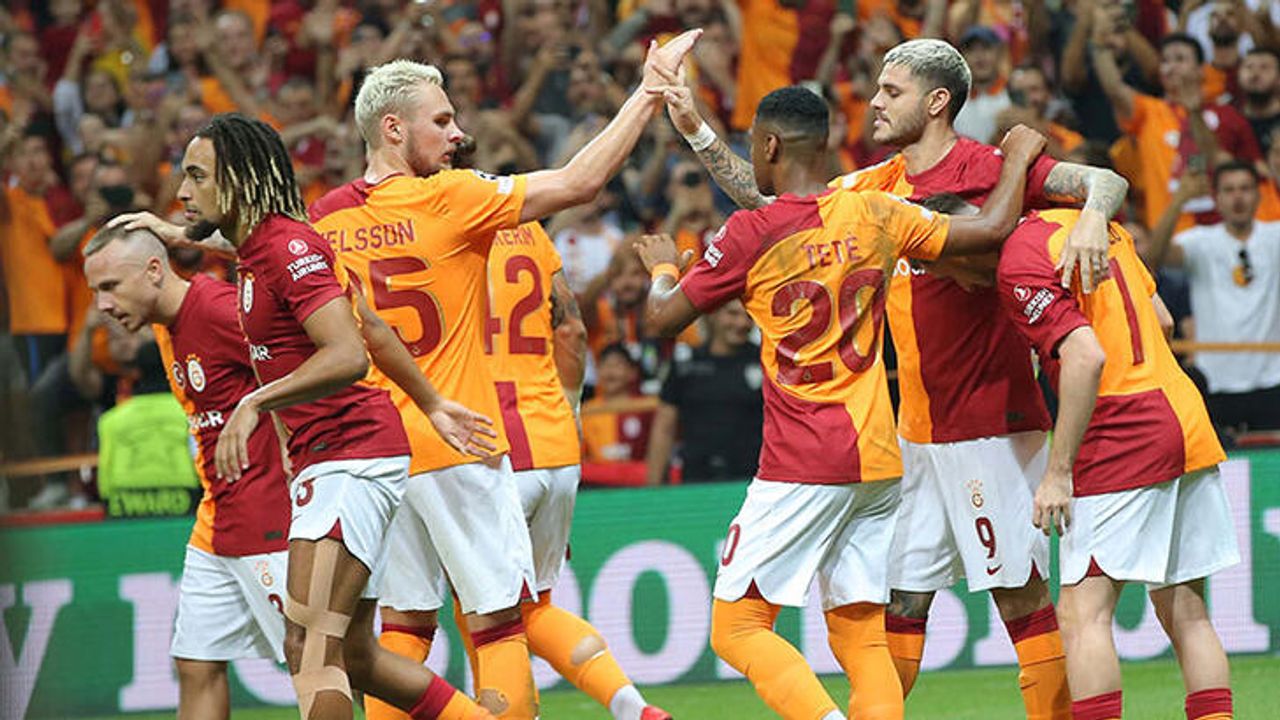 Galatasaray Adını Gruplara Yazdırdı