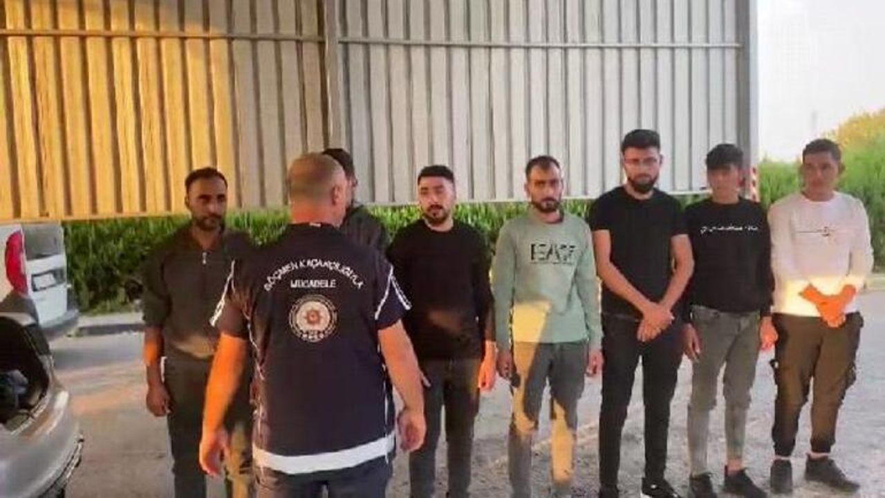 Osmaniye’de 17 Kaçak Göçmen Yakalandı