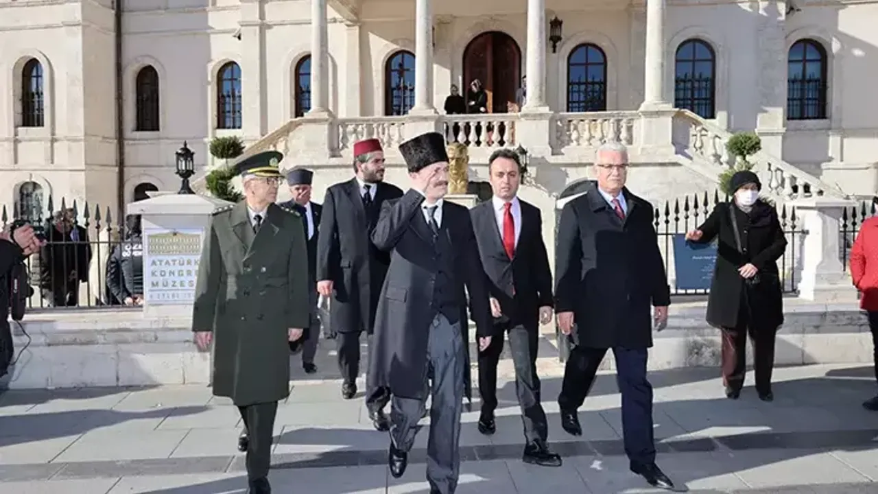 Atatürk'ün Sivas'tan ayrılışı, 104'üncü yıl dönümünde canlandırıldı