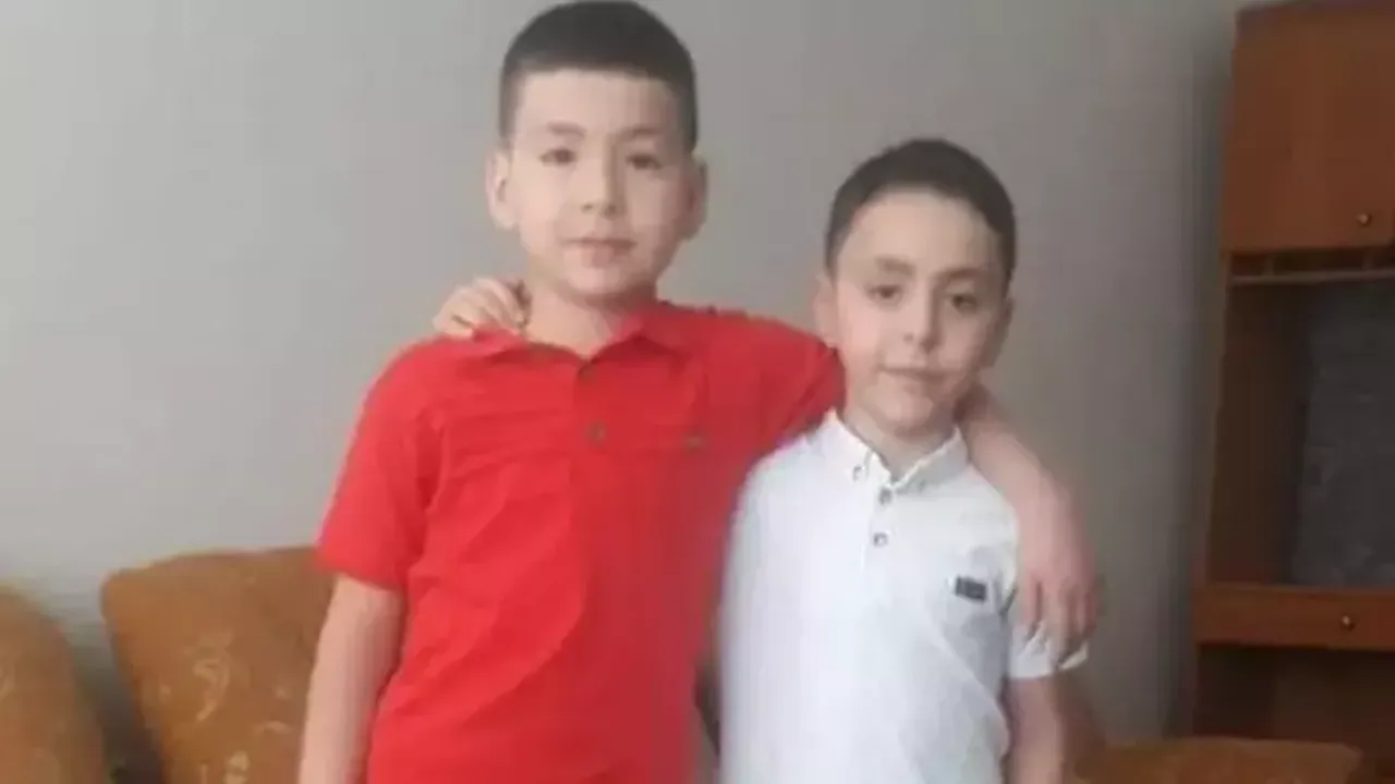 36 Saattir Kayıp Olan 11 Ve 14 Yaşındaki İki Kardeş, Çay Bahçesinde Bulundu