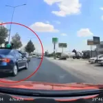 Sürücüsünün Makas Attığı Otomobilde Çocukların Tehlikeli Yolculuğu Kamerada