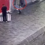Beyoğlu’nda Uyuyan Kişinin Cep Telefonunu Çalan Şüpheli Yakalandı