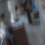 Aile Sağlığı Merkezi'nde Fazla Beklediğini Öne Süren Kişi, Masalara Vurup Etrafı Dağıttı