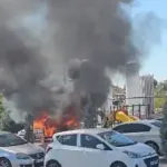 Hastane Çıkışında Çiftin Otomobili Yandı, Güvenlik Görevlileri Alevleri Söndürdü