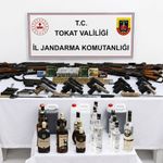 Niksar’da Dev Silah Ve Kaçakçılık Operasyonu: 14 Şüpheli Hakkında Adli İşlem