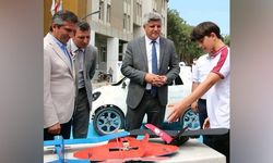Tokat Millî Eğitim Müdürü Murat Ağar Yılmaz Kayalar Fen Lisesinin Meydanda Hazırladığı Yılsonu Sergisini Gezdi