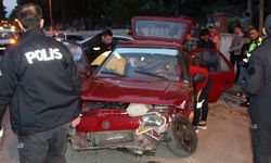 Erbaa'da 2 Otomobil Çarpıştı : 5 Yaralı