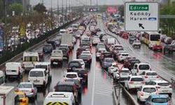İstanbul'da Yağmur Trafiği: Yoğunluk Yüzde 75'e Ulaştı