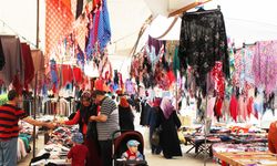 Erbaa’da Vatandaşlar Bayram Alışverişi İçin Çarşının Yolunu Tuttu