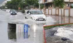 Antalya'da Sağanak; Rögar Kapağı Üstündeki Asfalt Kalktı