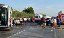 Hatay'da İki Otomobil Çarpıştı: 2 Ölü, 4 Yaralı