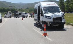 Tokat-Erbaa Seferini Yapan Yolcu Minibüsü Kaza Yaptı