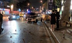Bağdat Caddesi'nde Trafik Kazası: 2 Yaralı