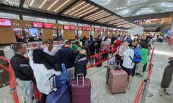 İstanbul Havalimanı'nda Bayram Tatili Yoğunluğu Sürüyor