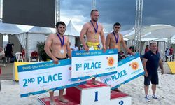 Dünya Plaj Güreşi Şampiyonası'nda Yunus Coşkun Gümüş Madalya Aldı