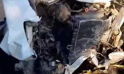 İzmir'de Karşı Şeride Geçen Otomobil, Yolcu Minibüsüyle Çarpıştı: 4 Ölü, 21 Yaralı