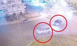 Diyarbakır'da 1 Kişinin Öldüğü 7 Kişinin Yaralandığı Kaza Kamerada