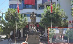 Atatürk Heykeline Balyozla Saldıran Şüpheli, Sabıkalı Çıktı