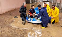 Tokat AFAD Ekibi, Piraziz’de Selde Mahsur Kalanları Kurtardı