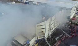 Arnavutköy'de Bir Fabrikada Yangın Çıktı