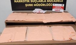 Kağıtlara Emdirilmiş 50 Milyon Lira Değerinde Uyuşturucu Ele Geçirildi