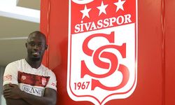 Sivasspor Modou Barrow’u Renklerine Bağladı