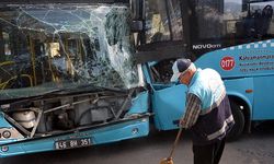 Halk Otobüsleri Çarpıştı: 9 Yaralı