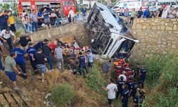 Bodrum'da Minibüs Kazası; 23 İşçi Yaralı