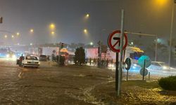 Giresun Ve Samsun'da Sokaklar Suyla Doldu
