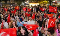 Erbaa’da Türkiye-Sırbistan Final Maçı Meydana Kurulan Dev Ekrandan İzlendi