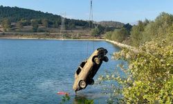 7 Yıl Önce Çalınan Otomobil Gölette Bulundu