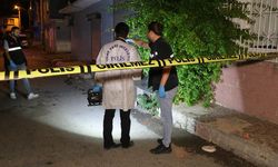 İzmir’de Pompalı Tüfekle Kavga Ettiği Kişi ve Ayıranı Vurdu