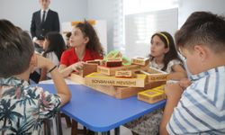 Tokat'ta Öğrenciler İle Öğretmenler Birlikte Matematik Dersi Alıyor