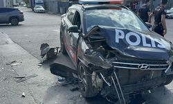 Şüphelendiği Motosikleti Kovalayan Polis Başka Bir Araca Çarptı: 2 Yaralı