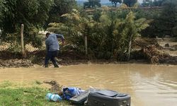 Şiddetli Yağış Sele Dönüştü, Tarım Arazileri Sular İçinde Kaldı