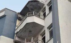 Ağır Hasarlı Bina Tehlike Saçıyor
