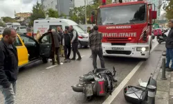 Maltepe'de Hakimiyetini Kaybeden Motosiklet Sürücüsü Taksinin Altında Kaldı
