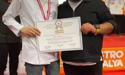 Alanya Üniversitesi'ne Gastronomi Yarışmasında Gümüş Madalya