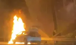 Fatih Sultan Mehmet Köprüsünde Otomobil Alev Alev Yandı