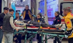 Arkadaşlarının İş Yerine Ziyarete Giden Genç, Asansör Boşluğuna Düşüp Ağır Yaralandı
