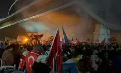 Fenerbahçe Ve Galatasaray İstanbul'da Coşkuyla Karşılandı