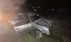 Karayolunda Otomobilin Çarptığı 2 Genç, Öldü