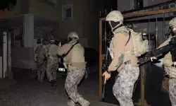 Mersin'de Gümrük Kaçağı Telefon Satanlara Operasyon; 13 Gözaltı