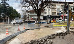 Erbaa'da Su Borusu Patladı: Cadde Dereye Döndü