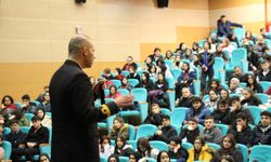 Erbaa’da Öğrencilere Millî Savunma Üniversitesi Tanıtım Programı Yapıldı