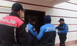 Amasya’da Zile Basıp, 'Hırsız', ‘Kargocu’, ‘Elektrikçi’ Diyen Polislere Kapıları Açtılar